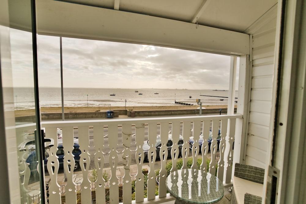 The Beaches Guest House (Adults Only) Southend-on-Sea Exterior foto